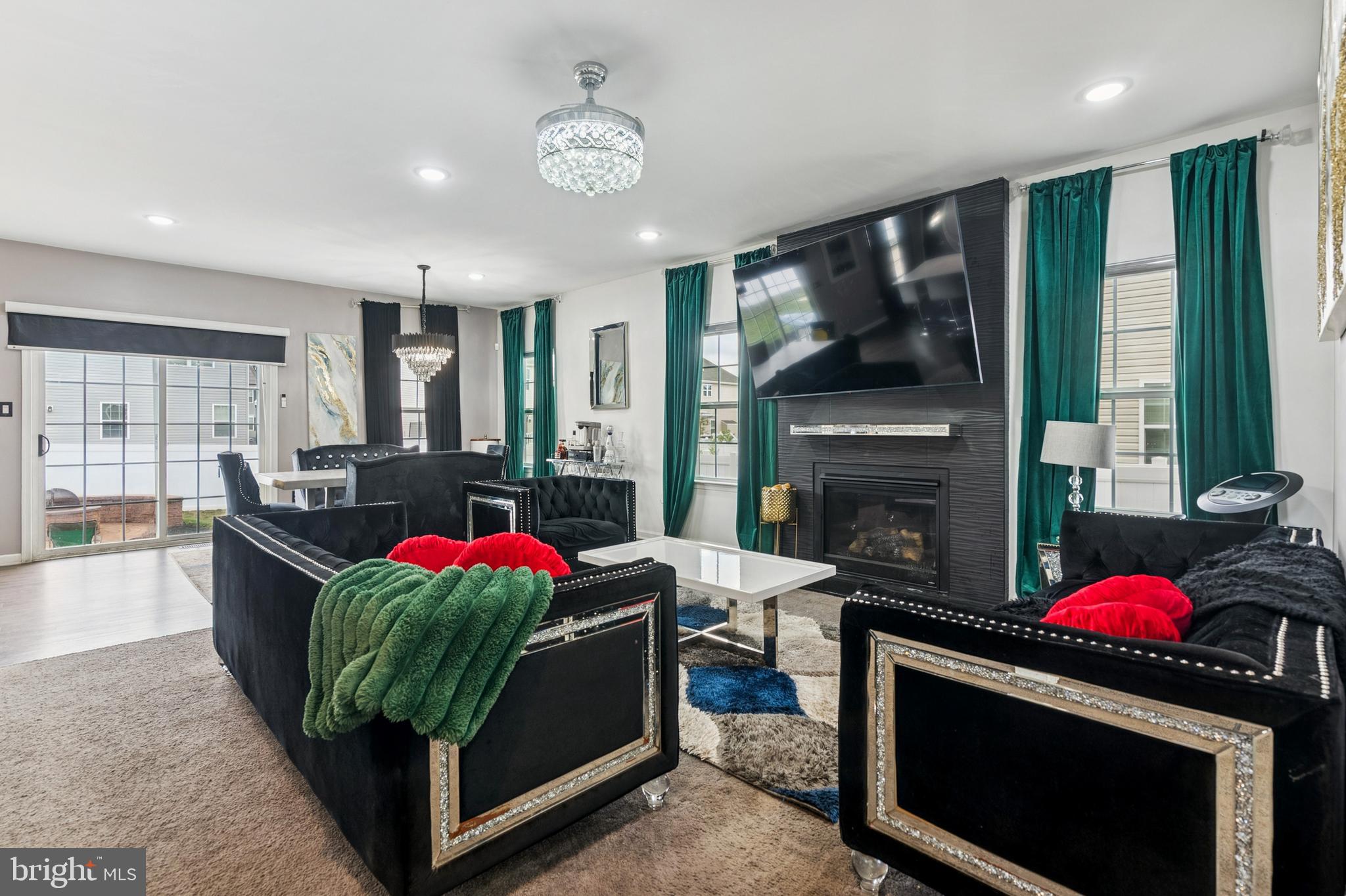 45 CIRCLE DRIVE