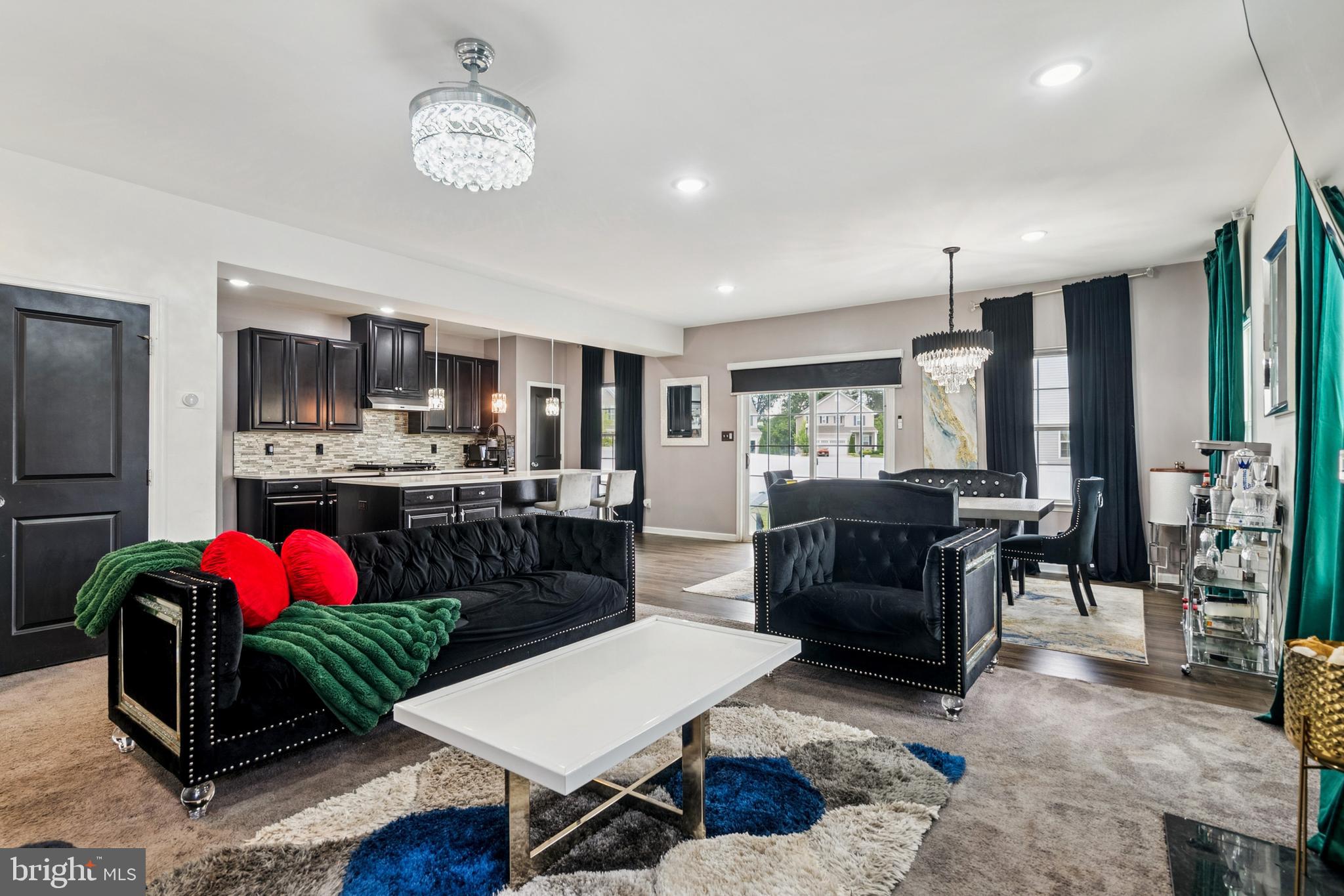 45 CIRCLE DRIVE