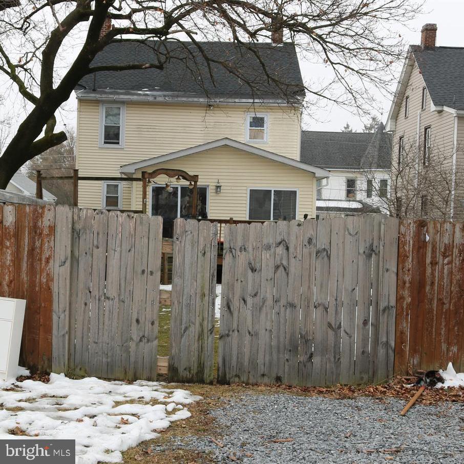 LITTLESTOWN - Residential