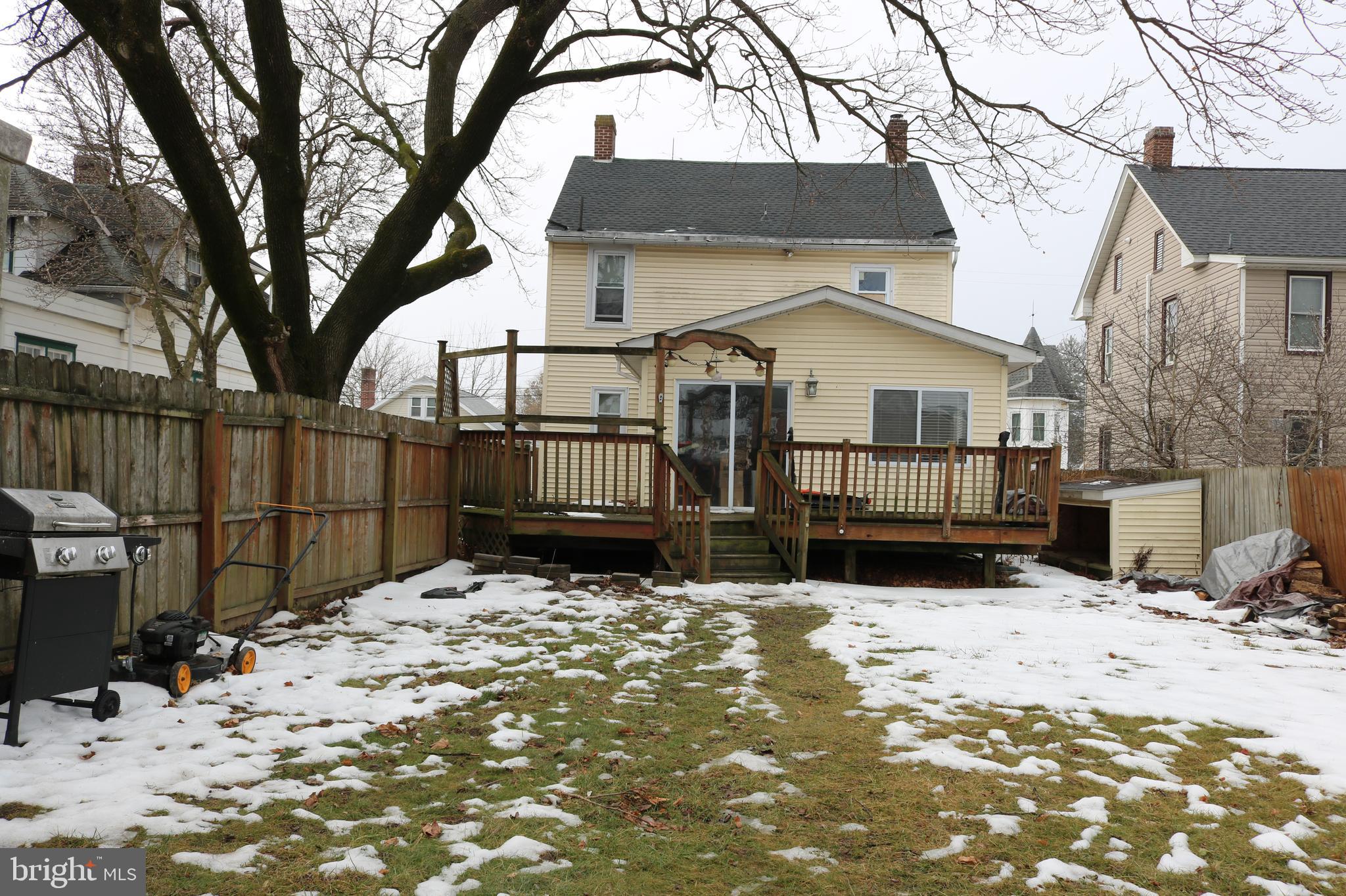 LITTLESTOWN - Residential