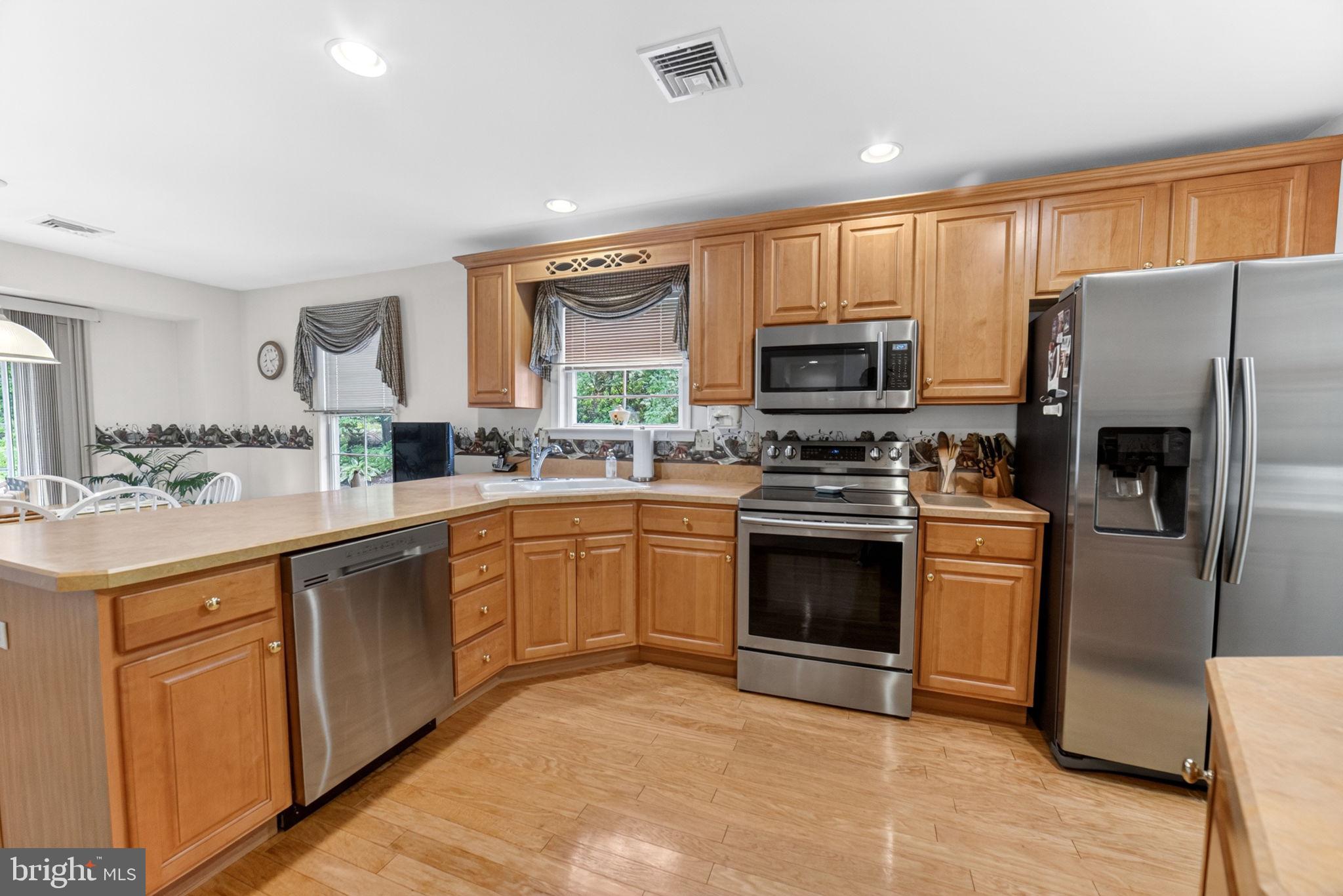 HAWK VALLEY - Residential