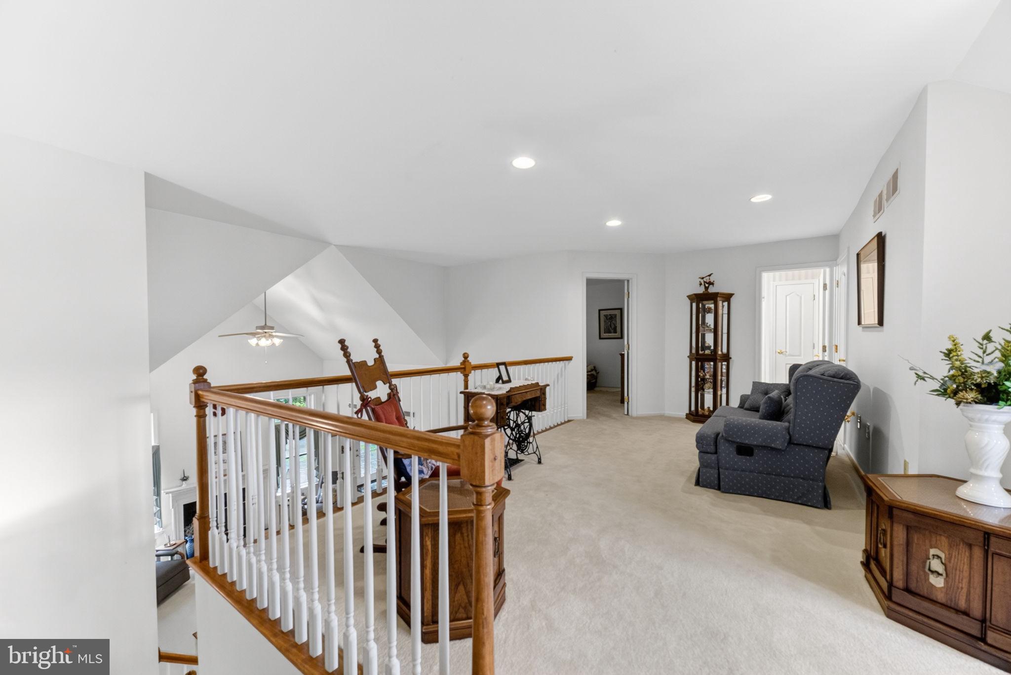 HAWK VALLEY - Residential
