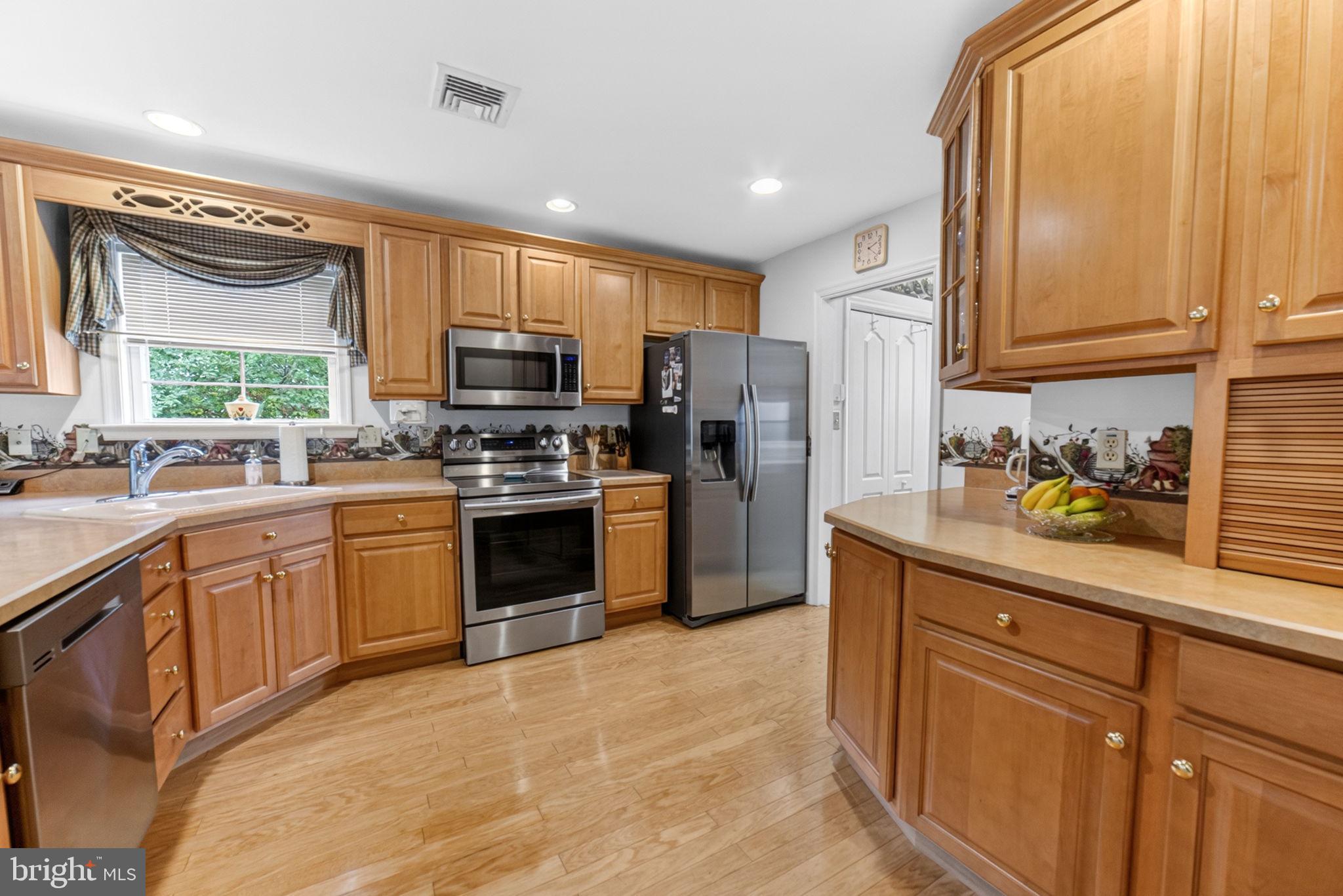 HAWK VALLEY - Residential