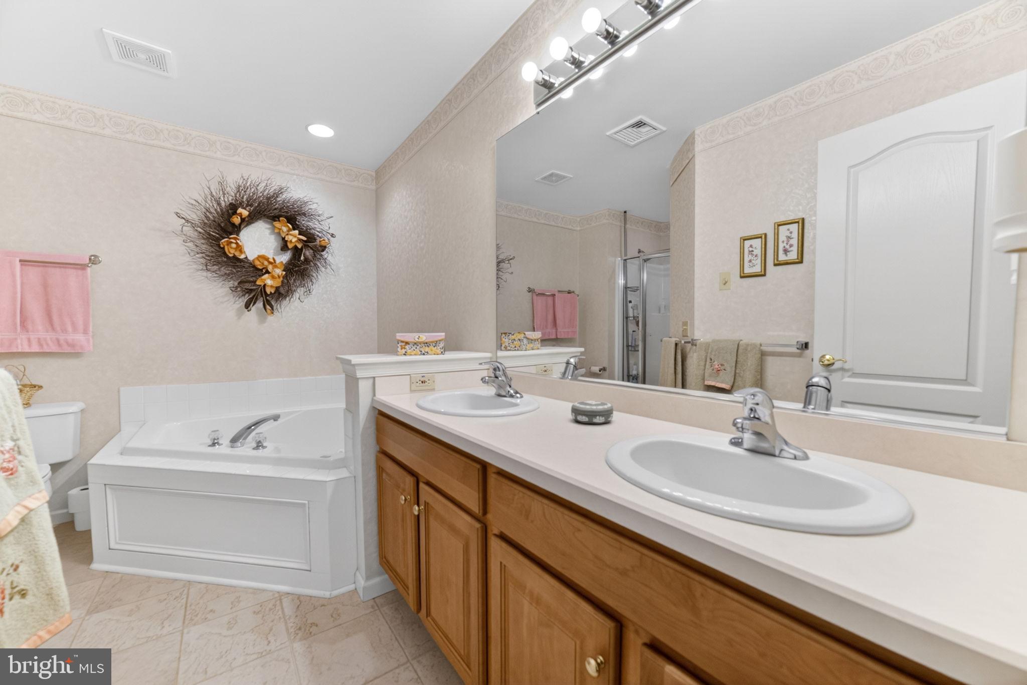 HAWK VALLEY - Residential
