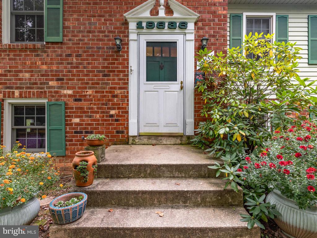 BROOKEVILLE KNOLLS - Residential