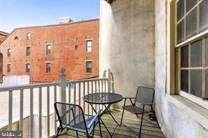 OLD CITY - Commercial Sale