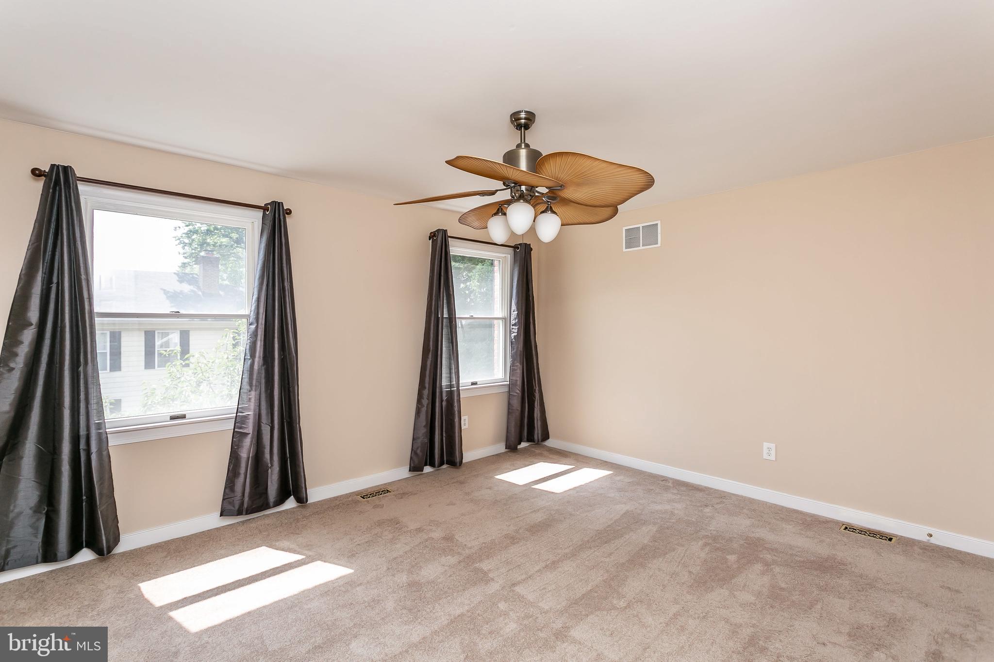 HOMELAND HISTORIC DISTRICT - Residential