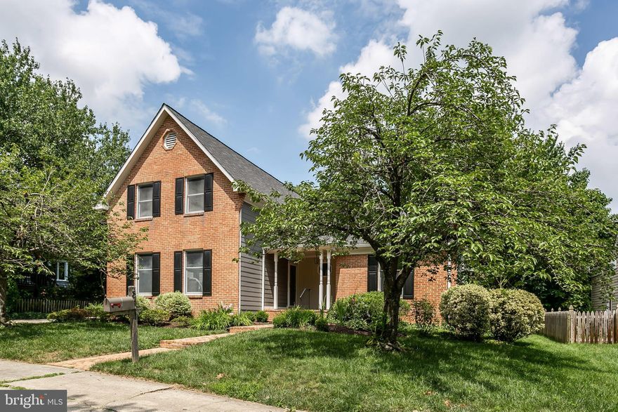 Spacious 3 bedrooms, 3.5 bath Colonial in sought after Homeland Mews! This home has been beautifully updated and improved by its current owners. The floor plan features a totally remodeled gourmet kitchen with stainless appliances, granite counters, and a breakfast area. An adjacent family room with a wood-burning fireplace opens to the deck overlooking a fenced backyard. Formal dining and living rooms for entertaining and family gatherings. All bathrooms have just been renovated, including the main level master suite with soaking tub, separate shower and dual vanity with marble countertops and two closets. The additional half bathroom on the main level can be accessed through the Master bedroom and Living space. The second bedroom offers an ensuite bath - all bedrooms have walk-in closets. Details include crown moldings, wainscoting, refinished hardwood floors on the main and fresh paint throughout. The exterior has been updated with a new roof, gutters, and siding - Home Warranty included. Enjoy the pretty landscaped yard and a private location at the end of a quiet cul de sac.