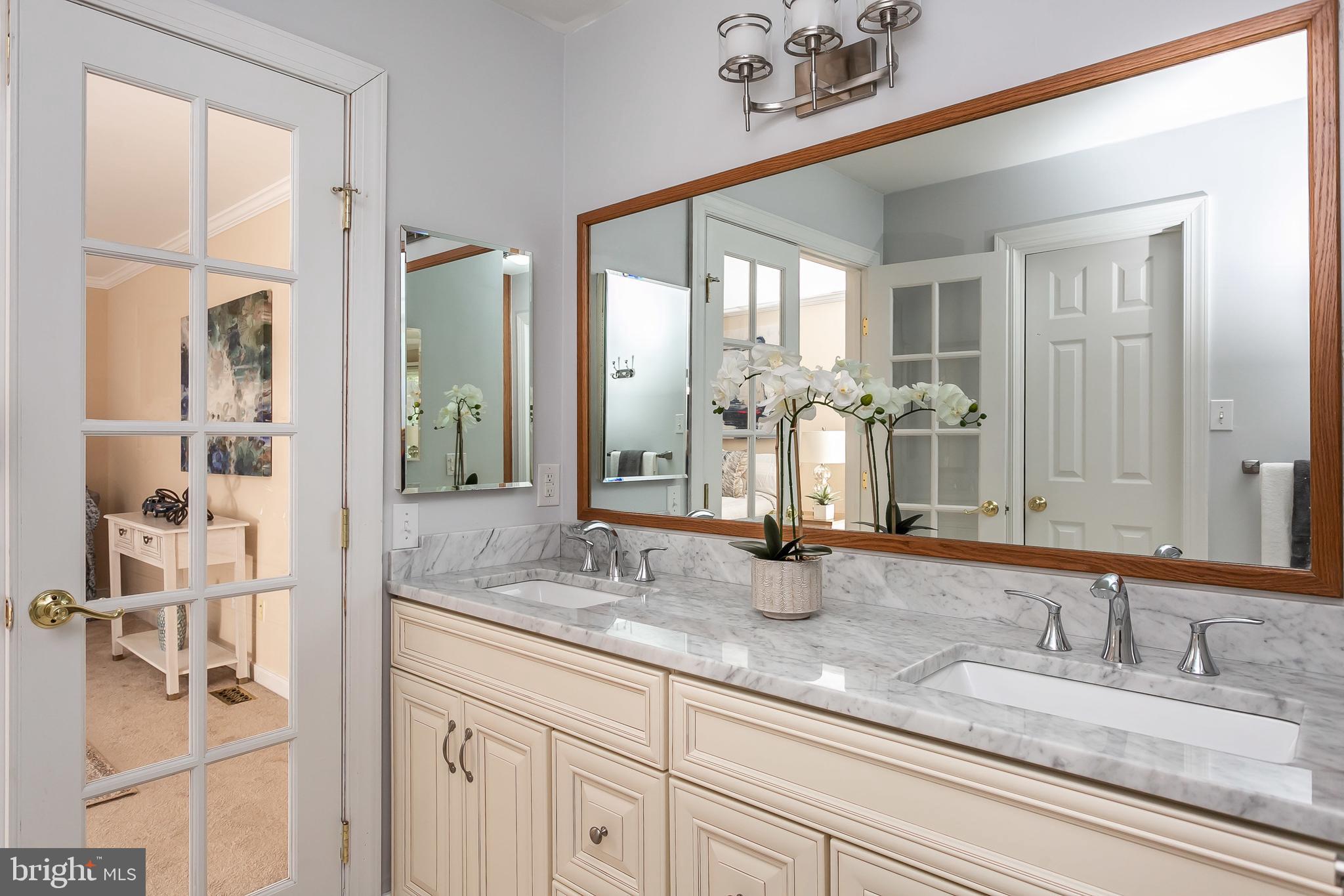 HOMELAND HISTORIC DISTRICT - Residential