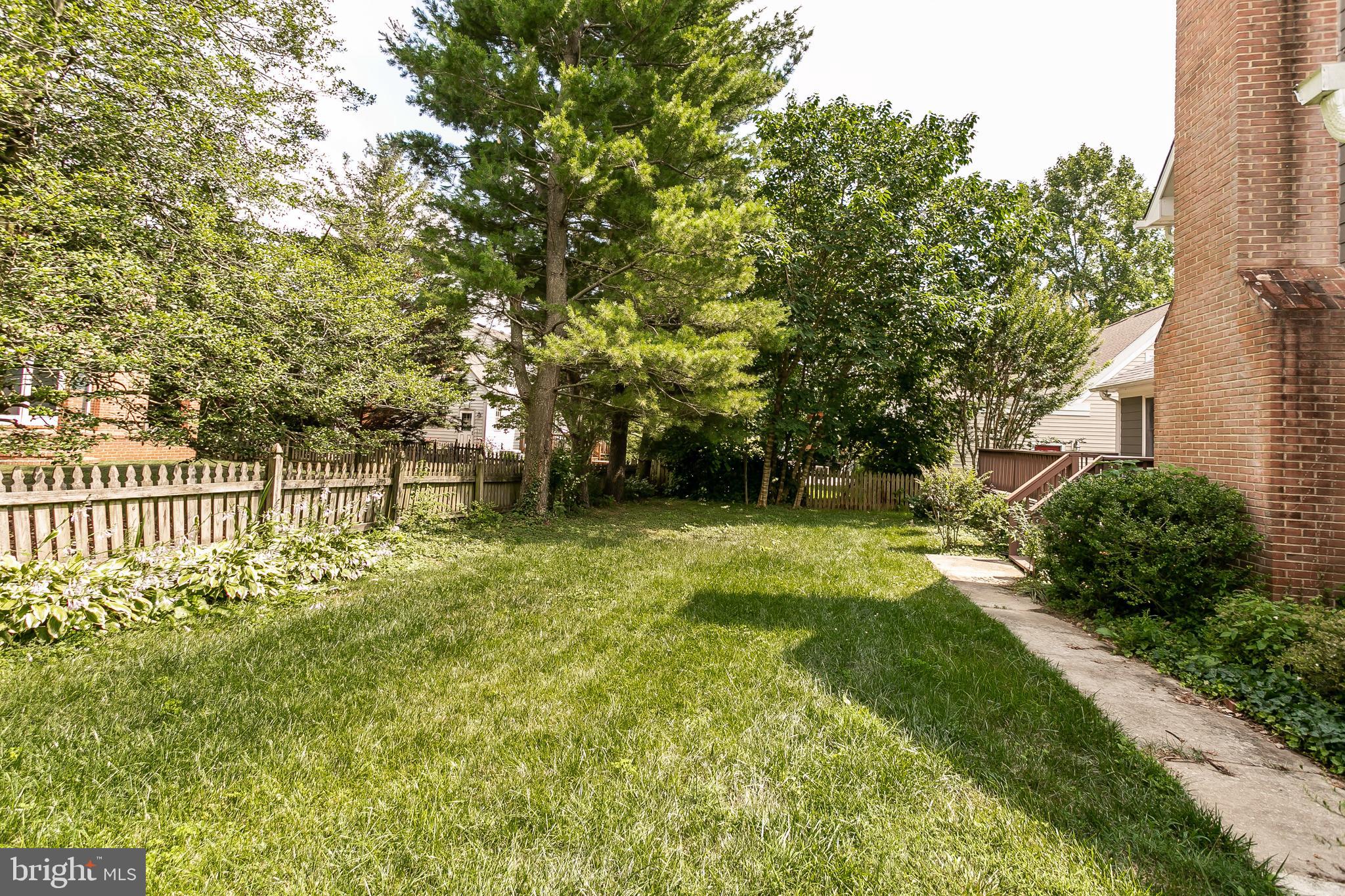 HOMELAND HISTORIC DISTRICT - Residential