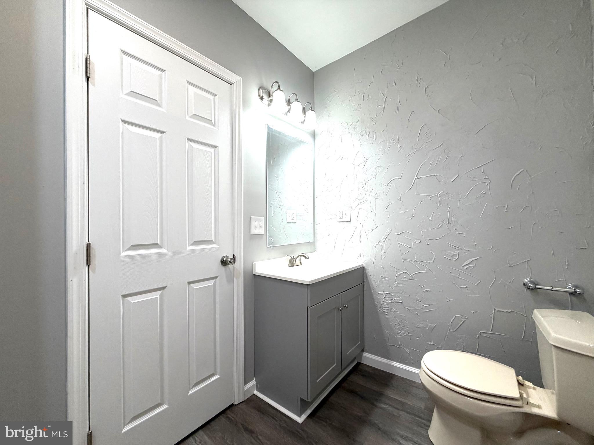 HILLCREST - Residential