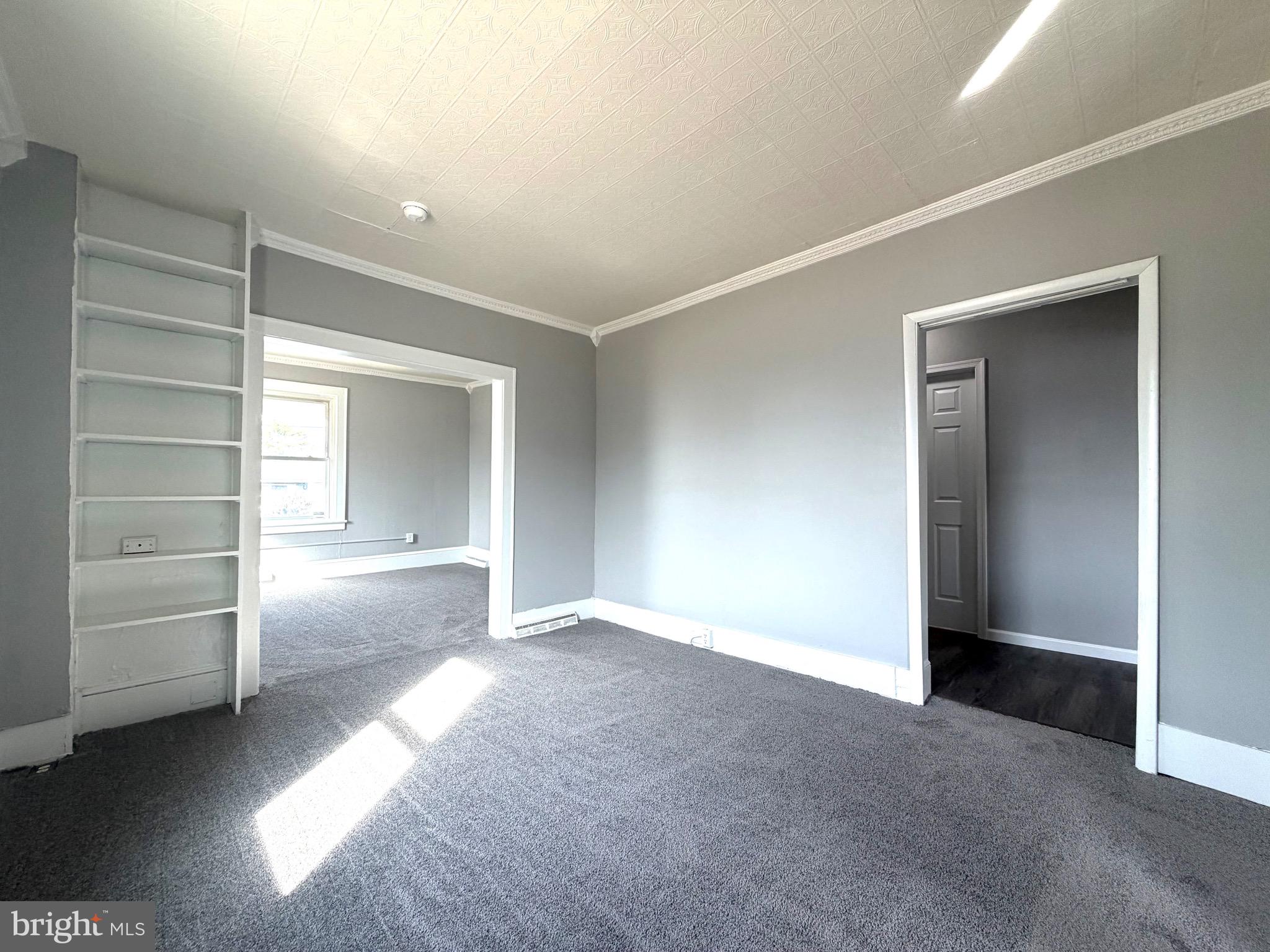 HILLCREST - Residential