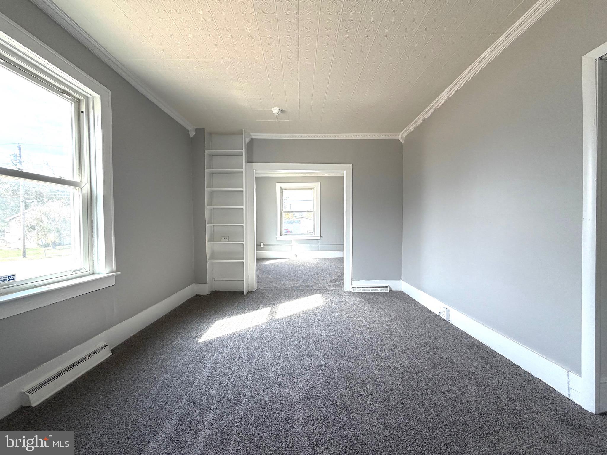 HILLCREST - Residential