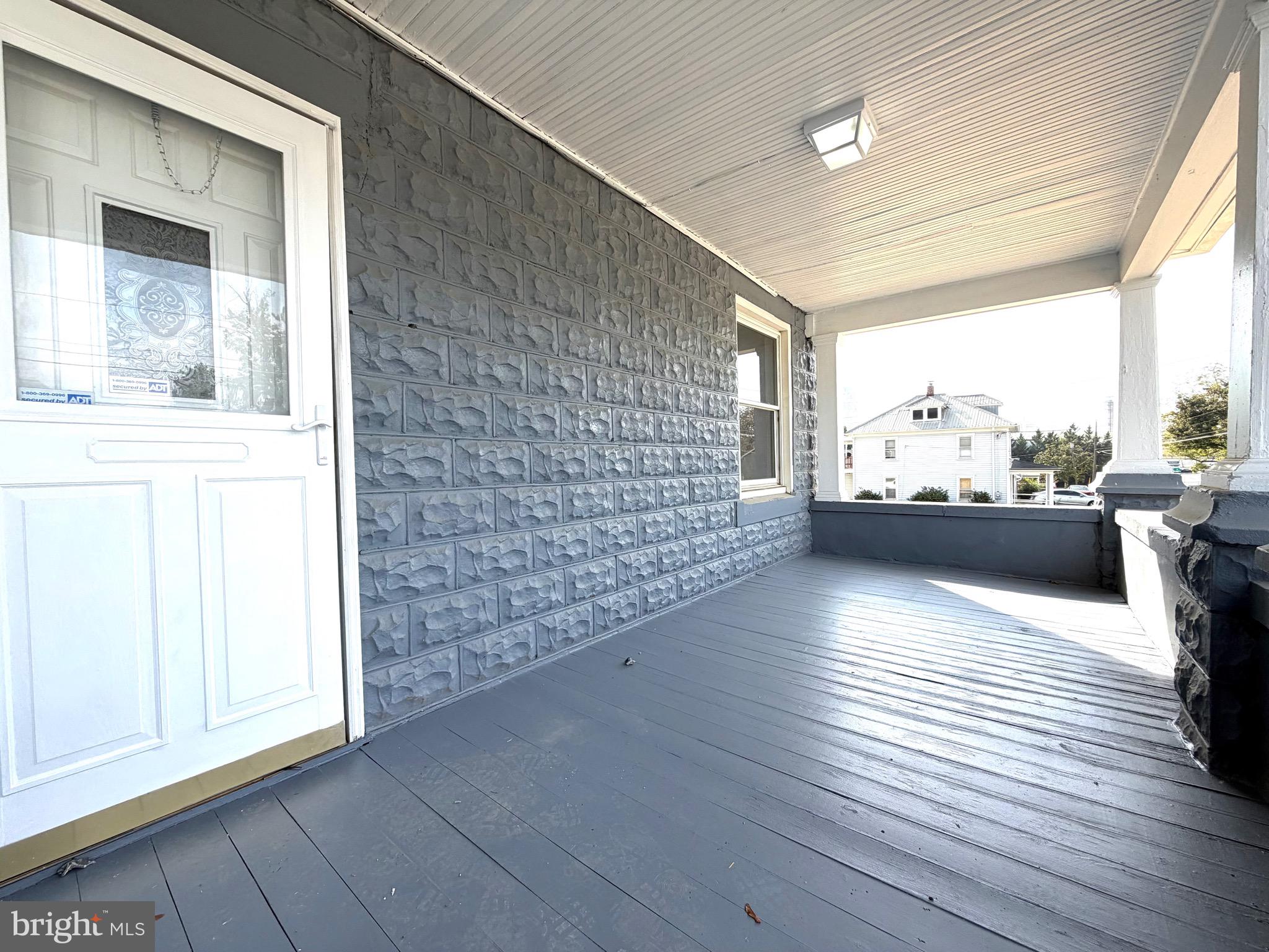 HILLCREST - Residential