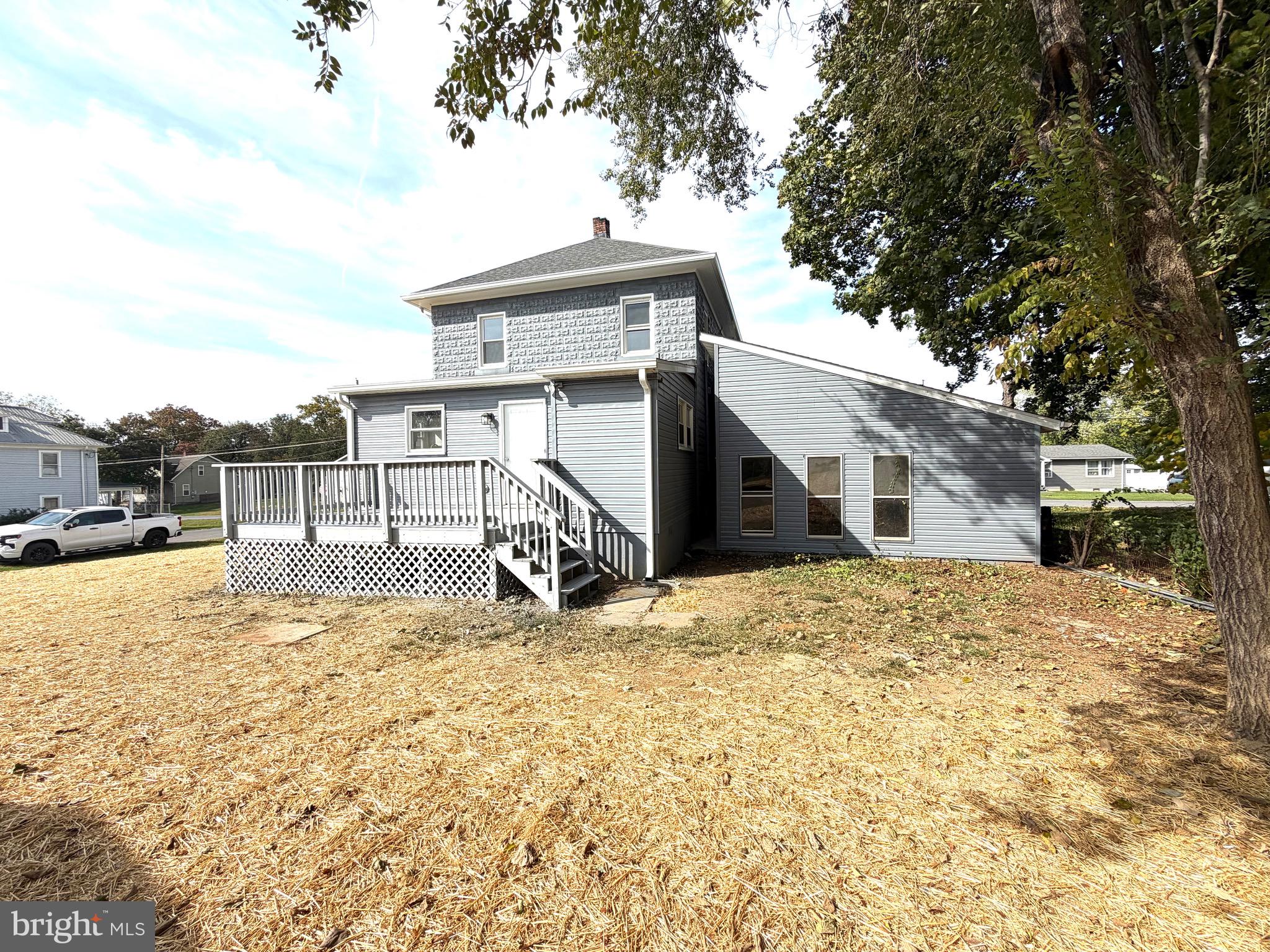 HILLCREST - Residential