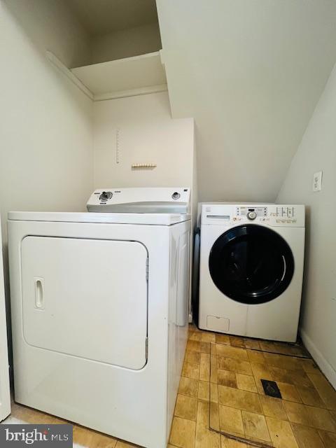 TWINBROOK FOREST - Residential Lease