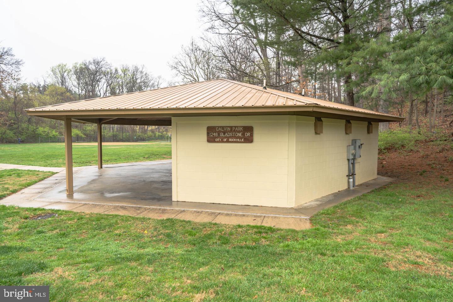 TWINBROOK FOREST - Residential Lease