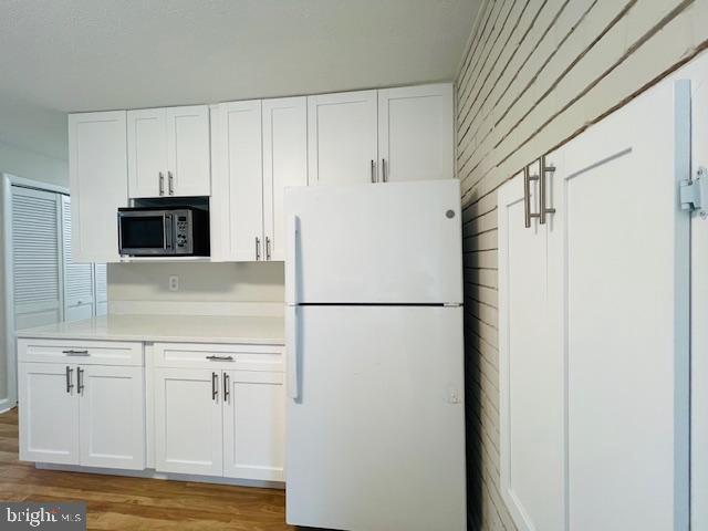 TWINBROOK FOREST - Residential Lease