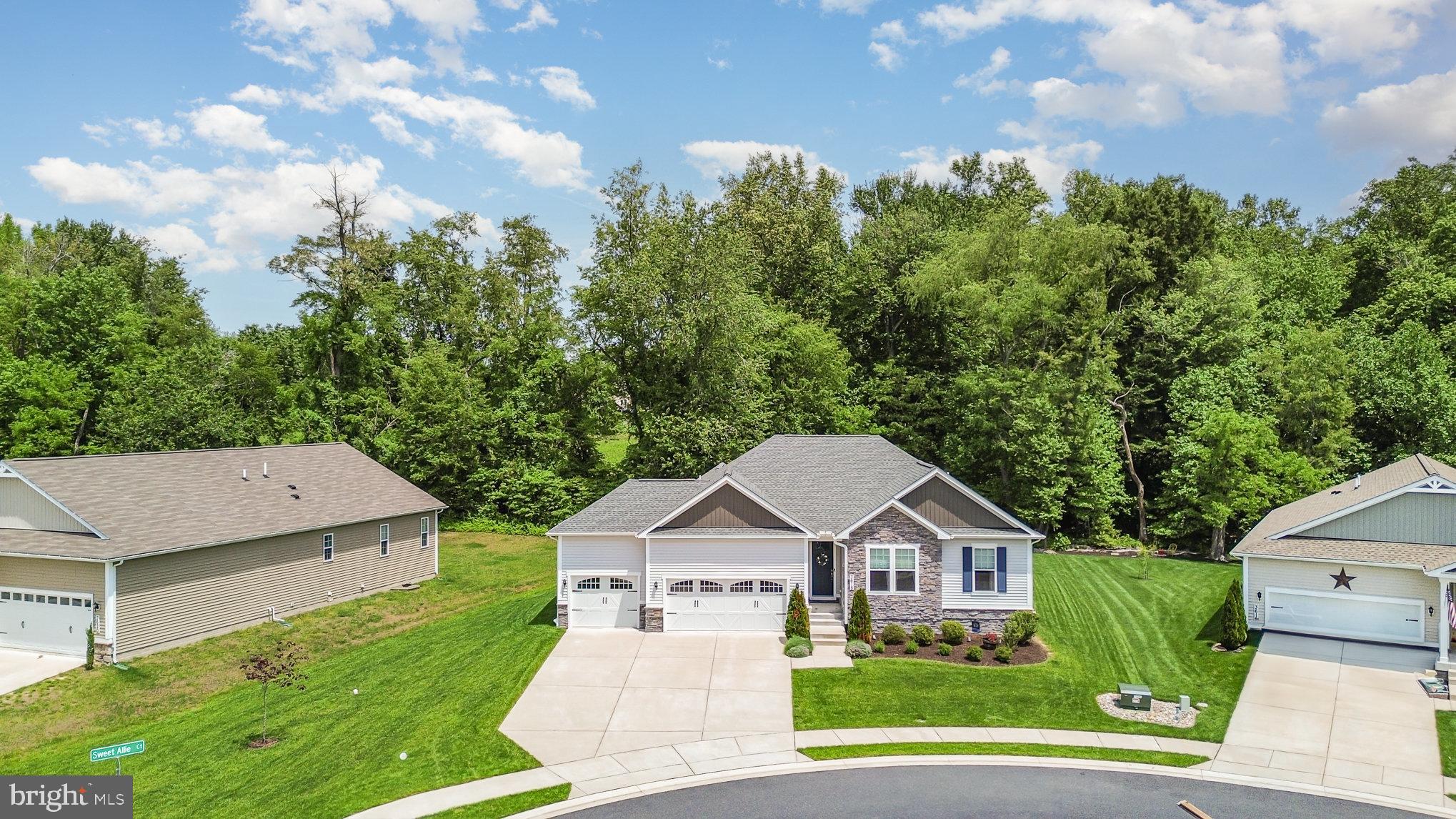 EAGLES REST - Residential