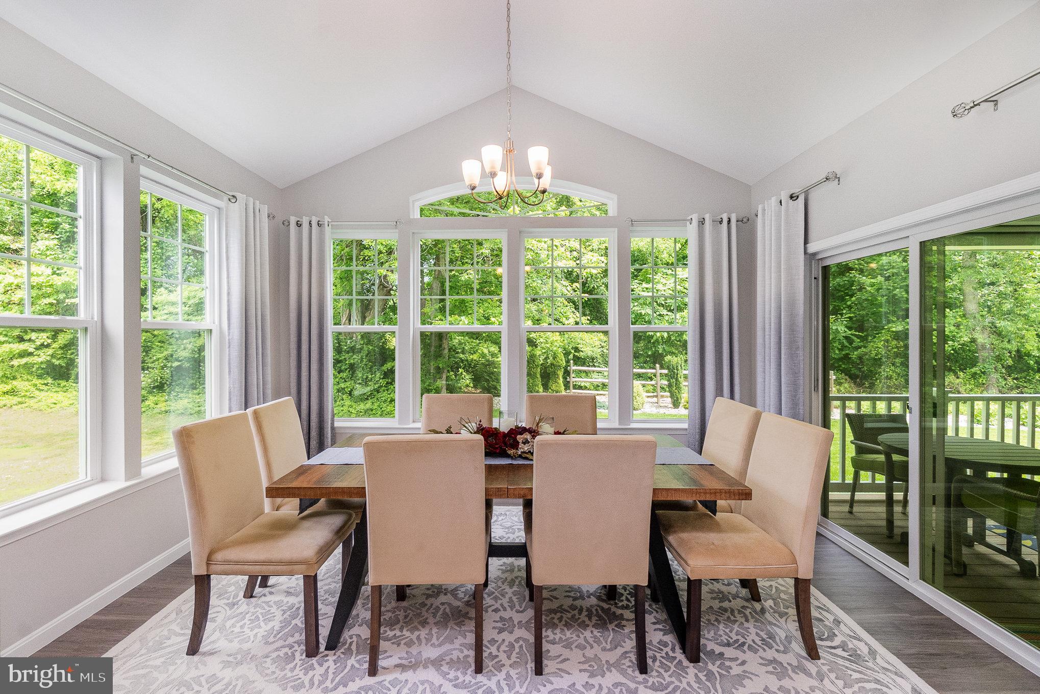 EAGLES REST - Residential