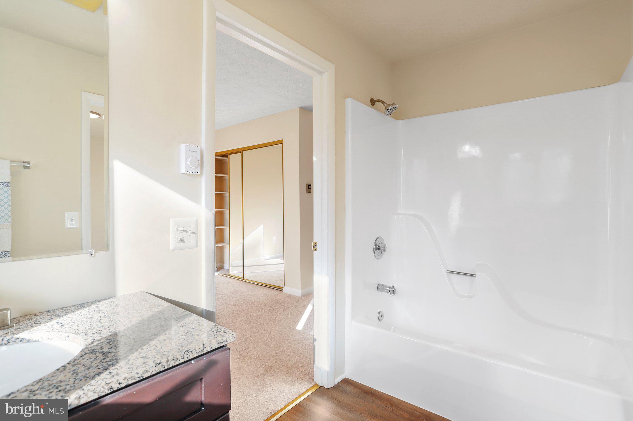 MOUNTAIN VIEW ACRES - Residential