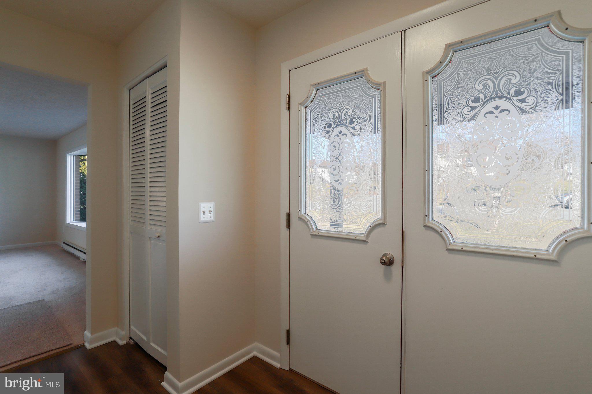 MOUNTAIN VIEW ACRES - Residential