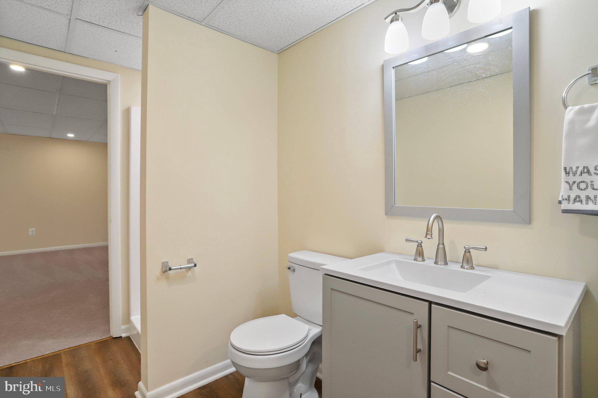 MOUNTAIN VIEW ACRES - Residential