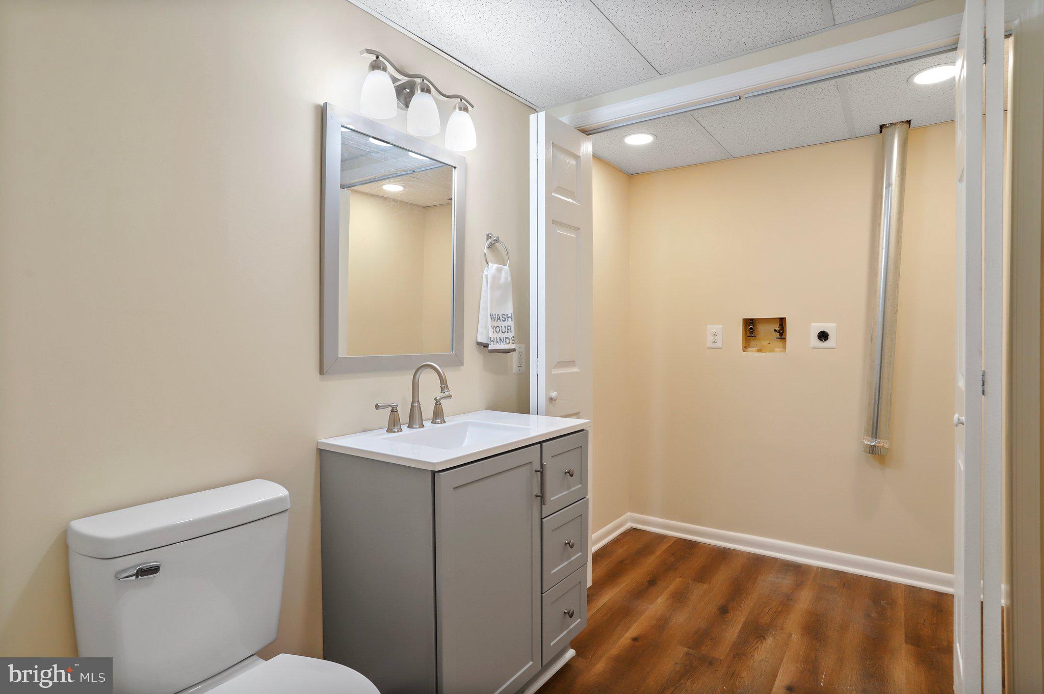 MOUNTAIN VIEW ACRES - Residential