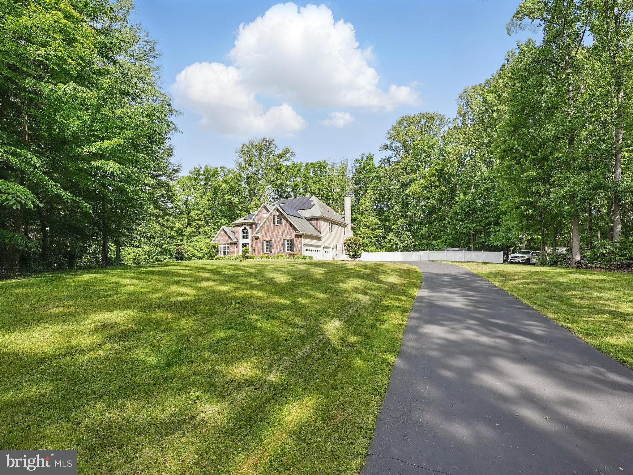 8108 SPRUCE VALLEY LANE