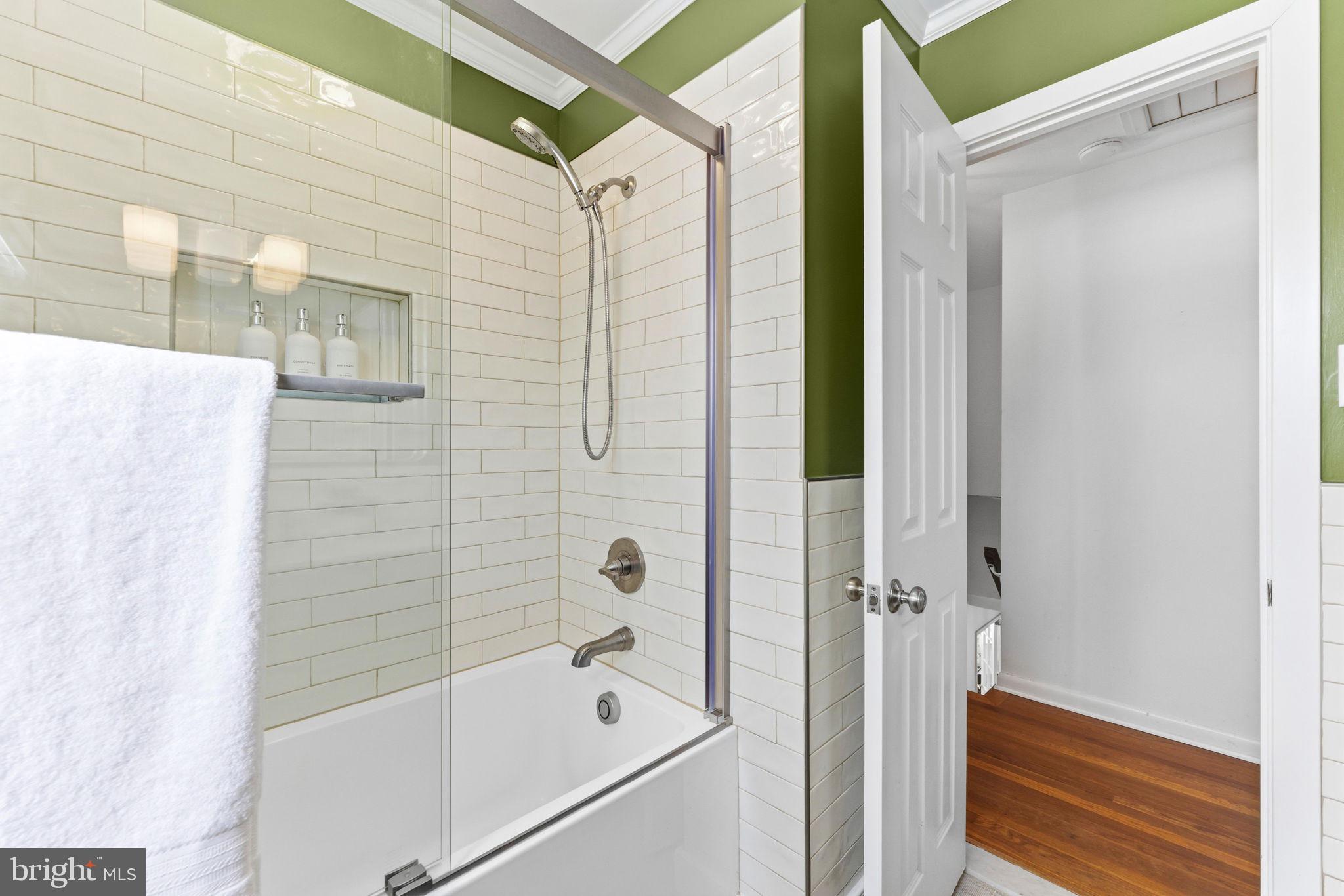 VALLEY WOOD - Residential