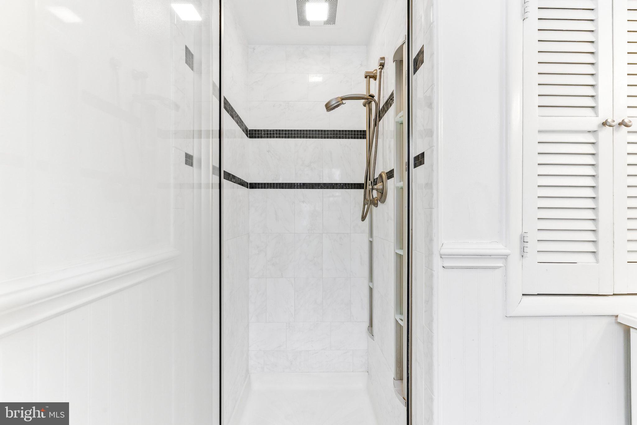 VALLEY WOOD - Residential