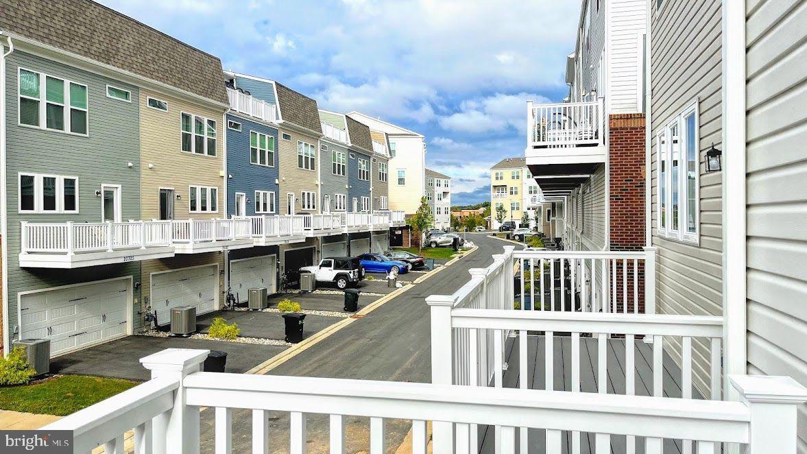 CENTURY ROW - Residential Lease