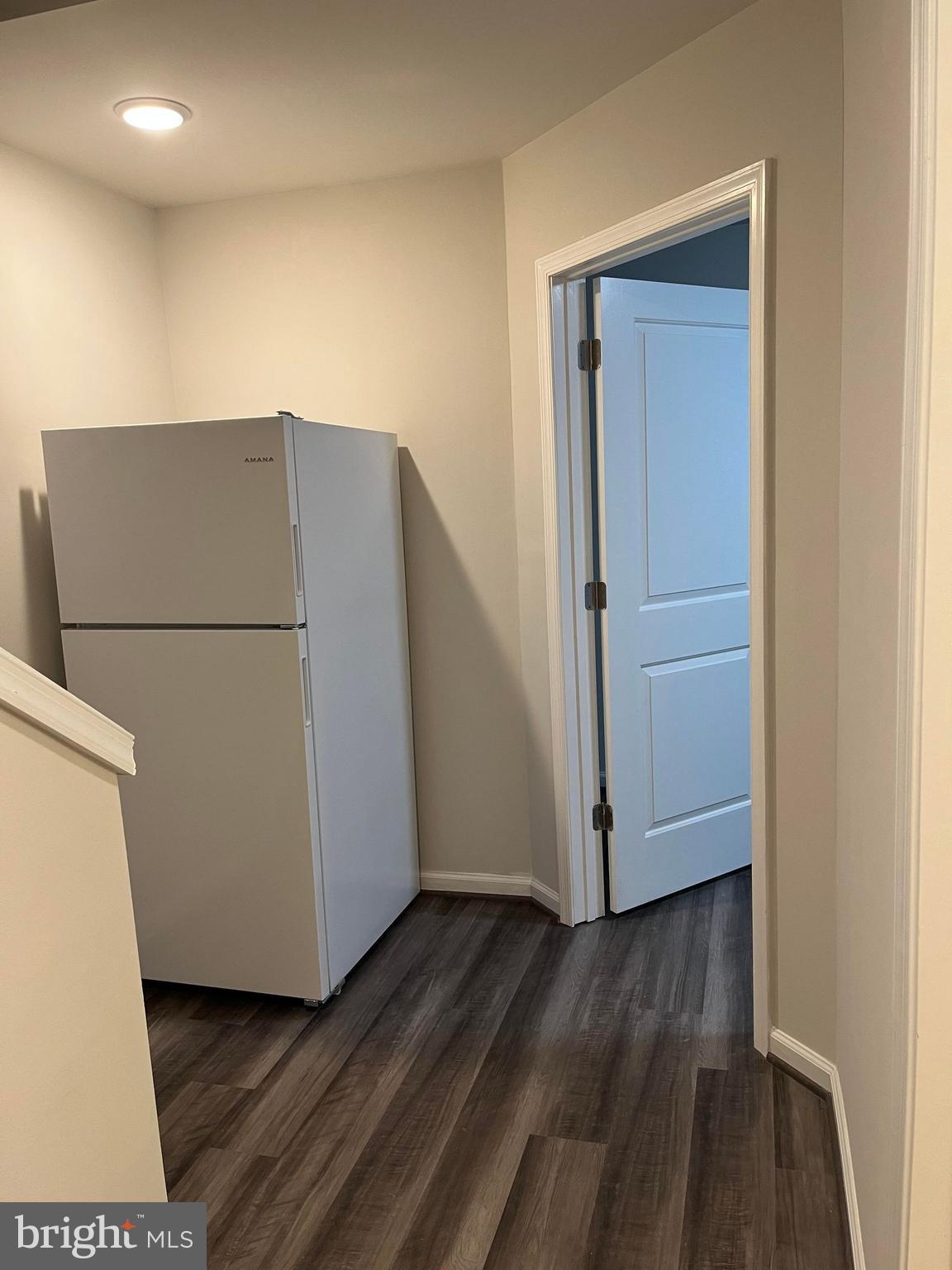 CENTURY ROW - Residential Lease