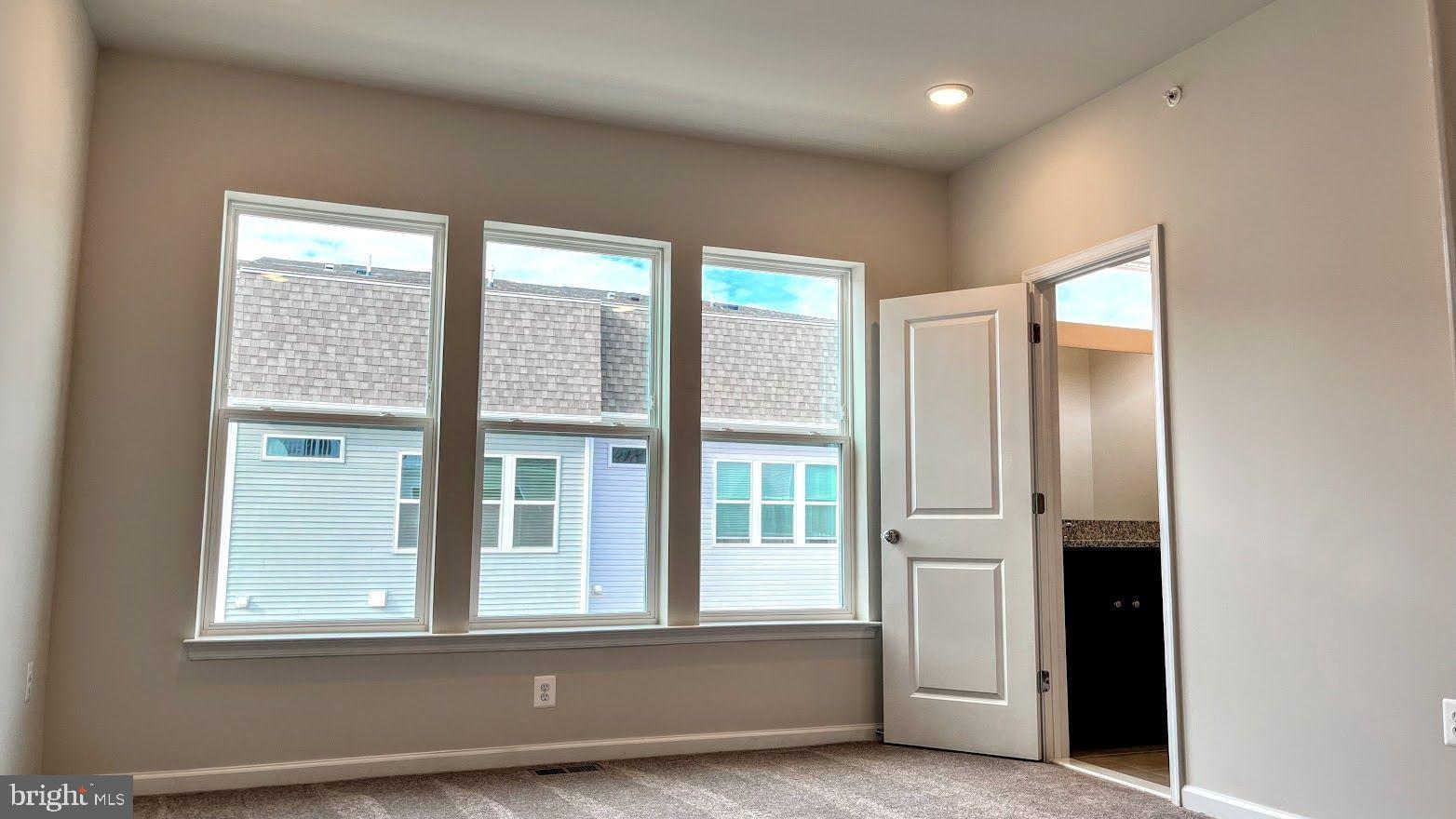 CENTURY ROW - Residential Lease