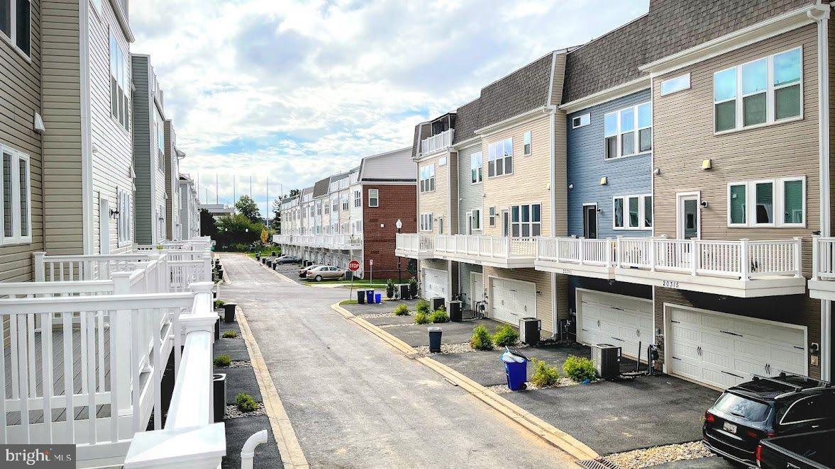 CENTURY ROW - Residential Lease