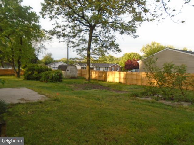 RIVIERA ISLE - Residential