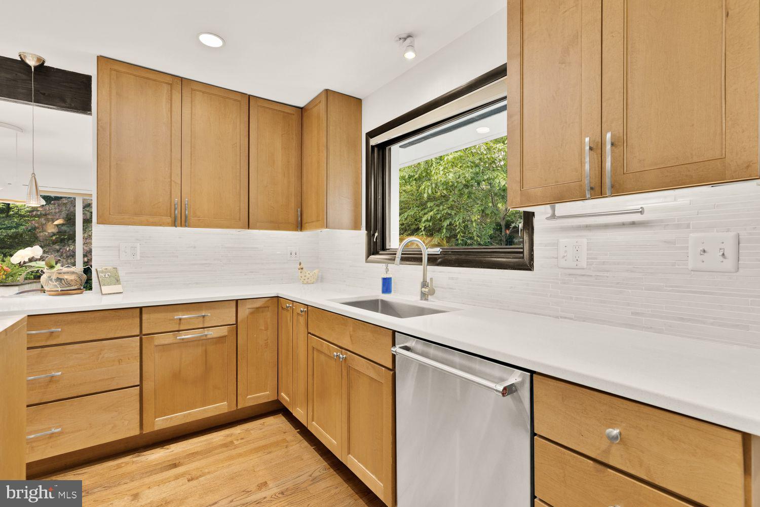 KENWOOD PARK - Residential