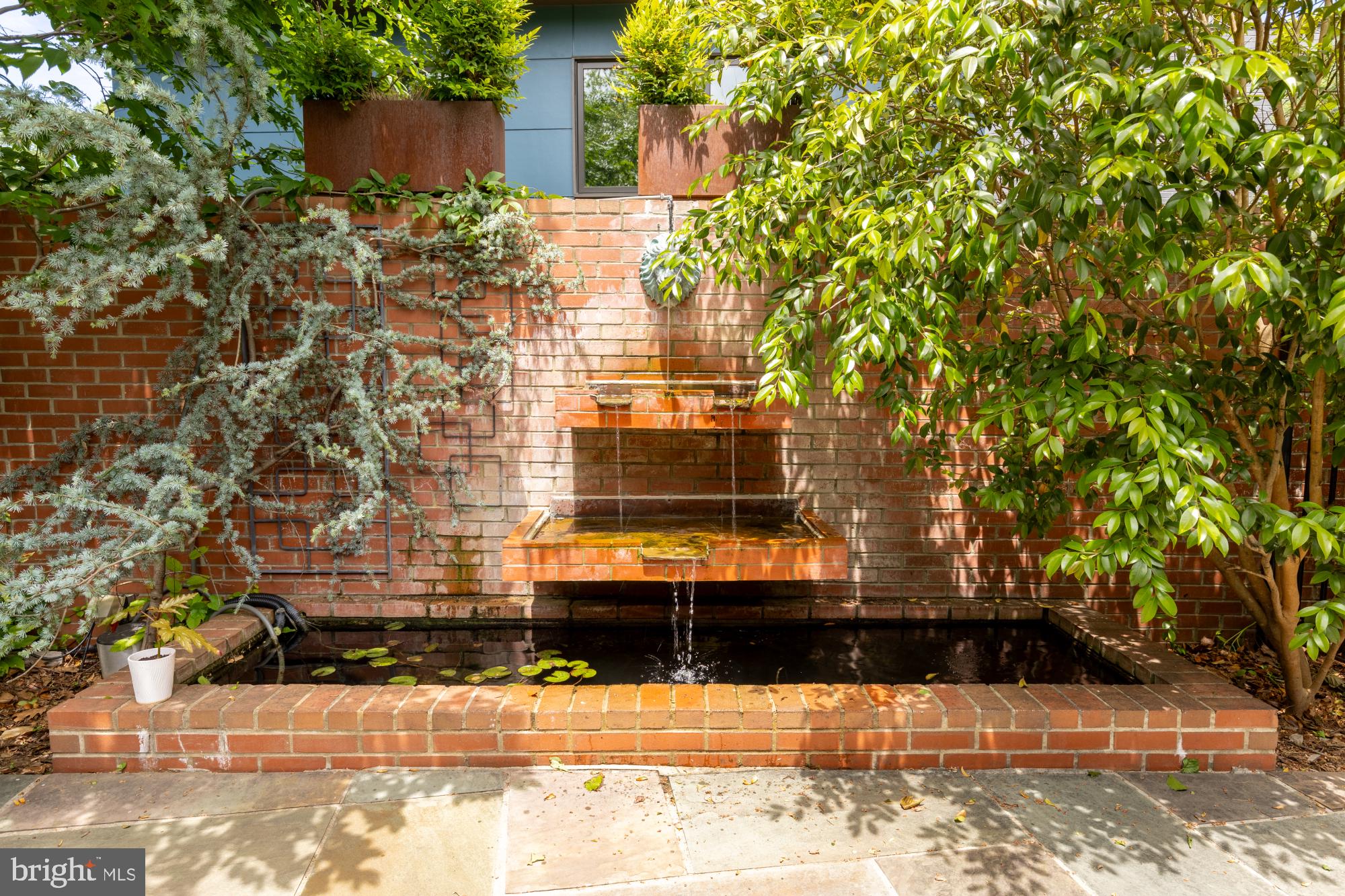 KENWOOD PARK - Residential