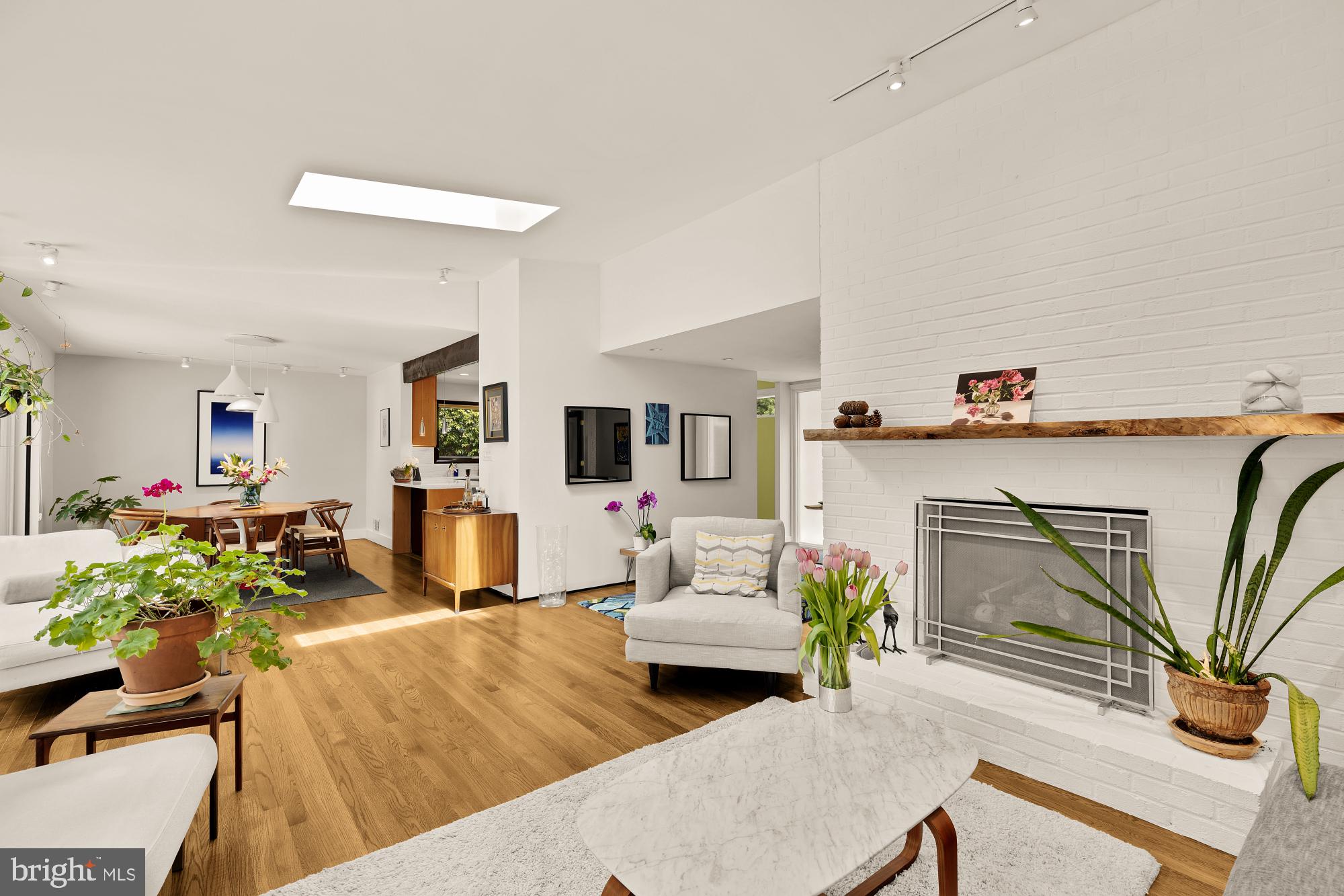 KENWOOD PARK - Residential