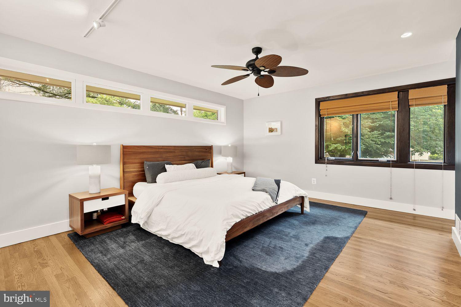 KENWOOD PARK - Residential