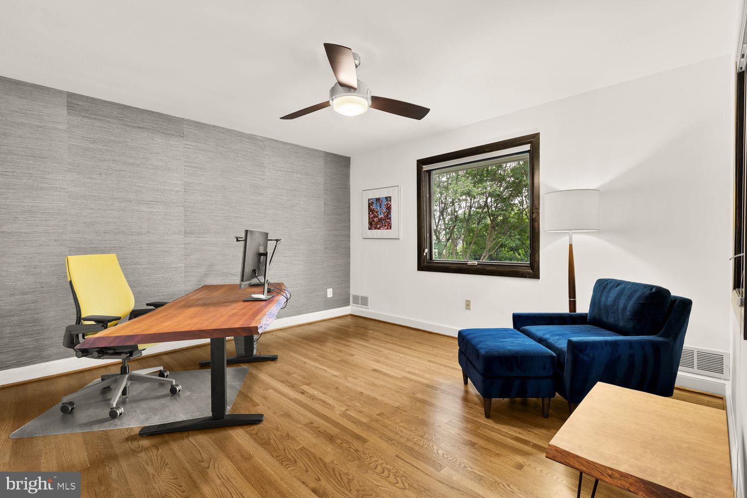 KENWOOD PARK - Residential