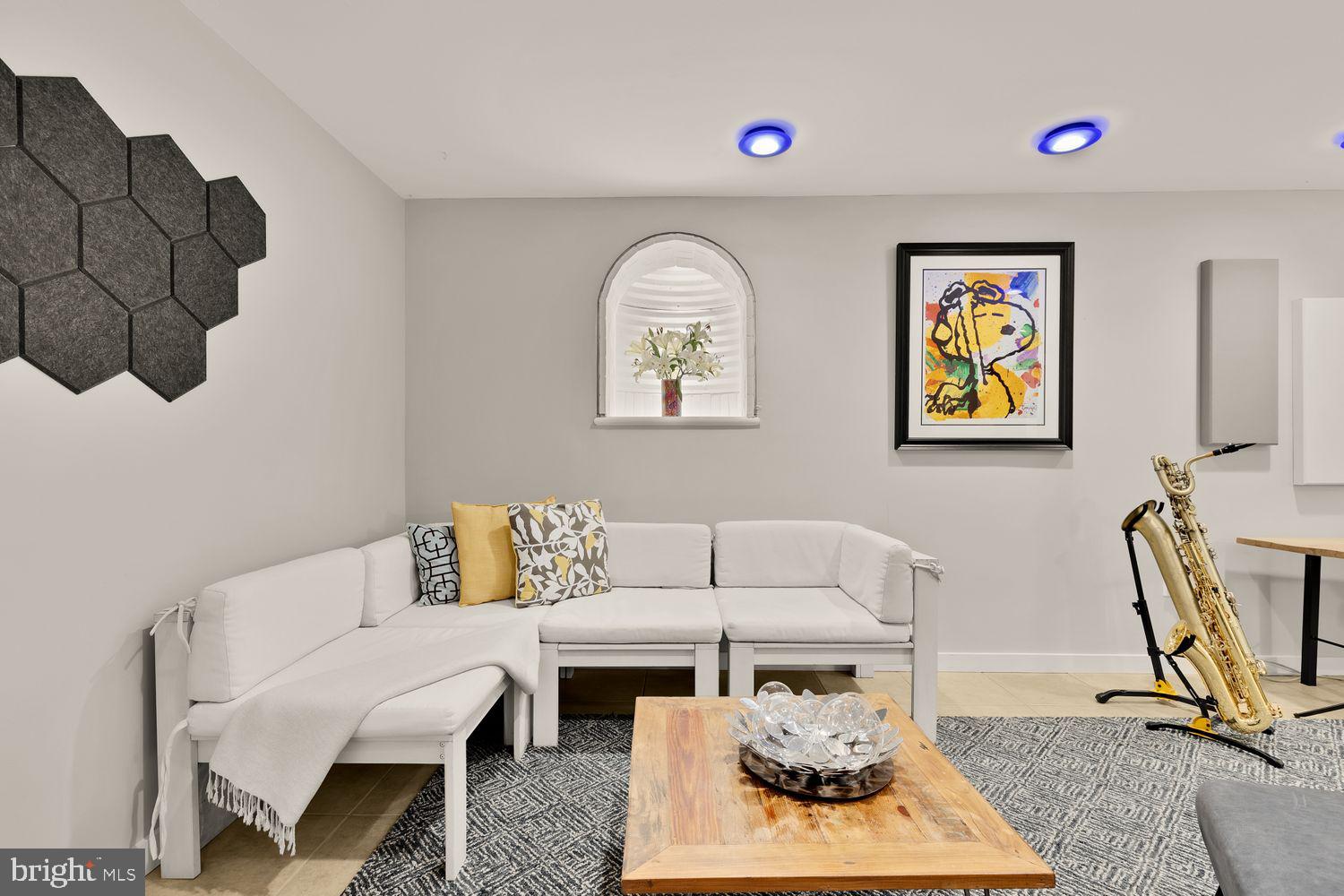 KENWOOD PARK - Residential