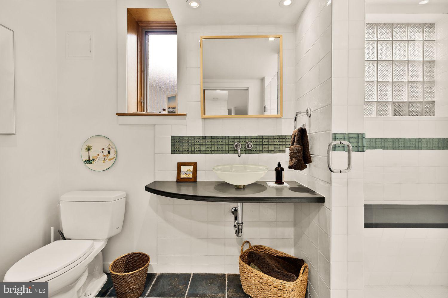 KENWOOD PARK - Residential