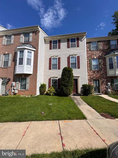 Townhouse For Sale - 7541 Moraine Drive<br/> Anne Arundel County, HANOVER, MD 21076