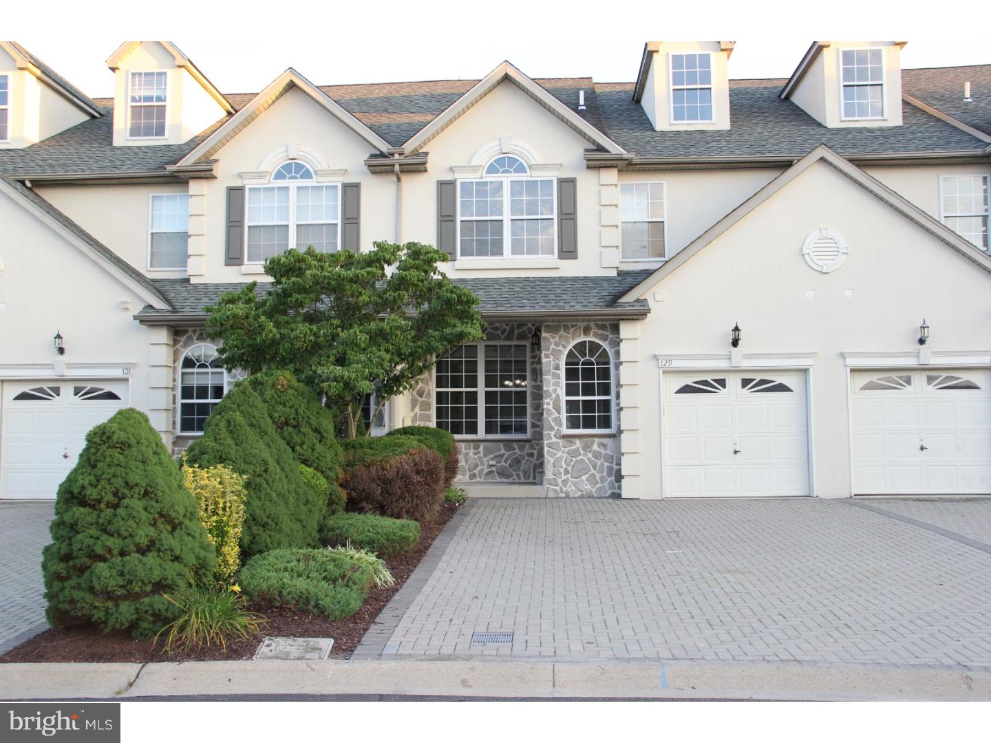 CENTER POINT FARM - Residential