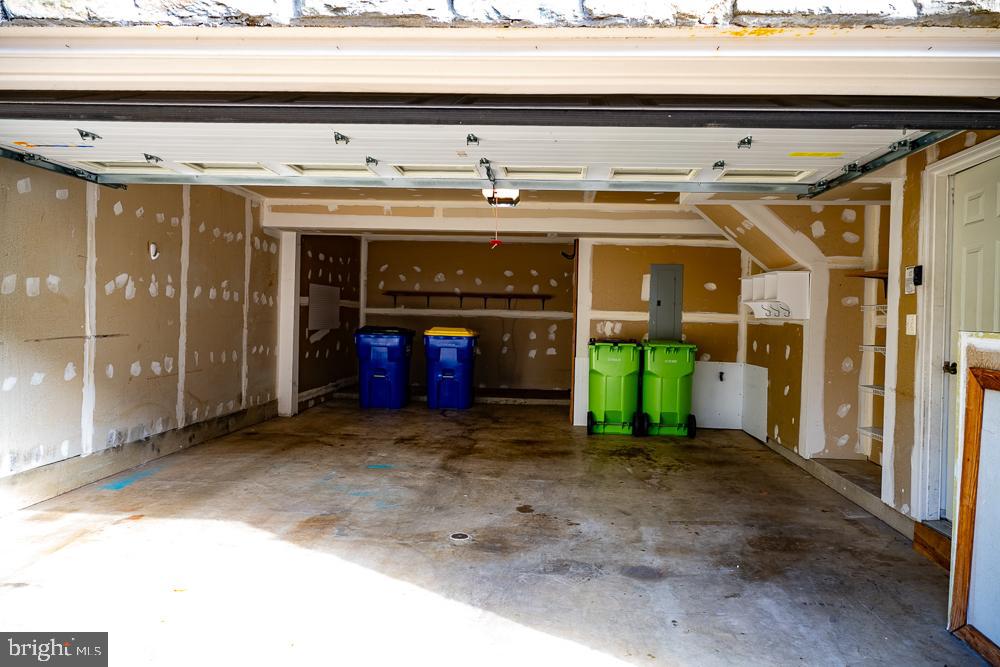 CAMERON STATION - Residential Lease