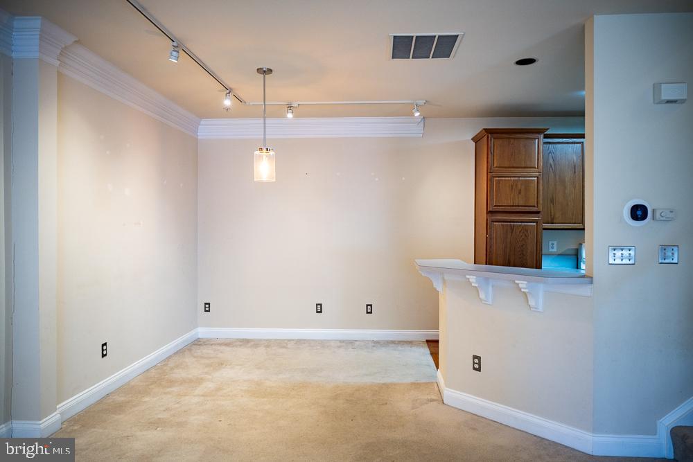 CAMERON STATION - Residential Lease