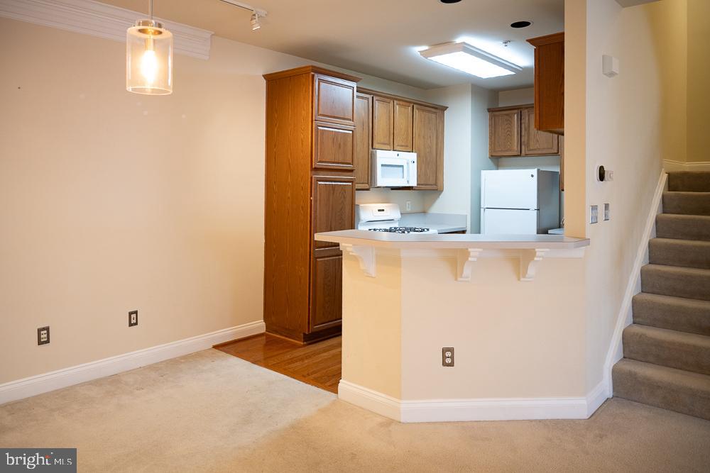 CAMERON STATION - Residential Lease