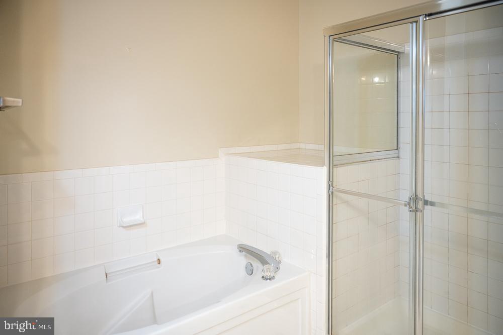 CAMERON STATION - Residential Lease