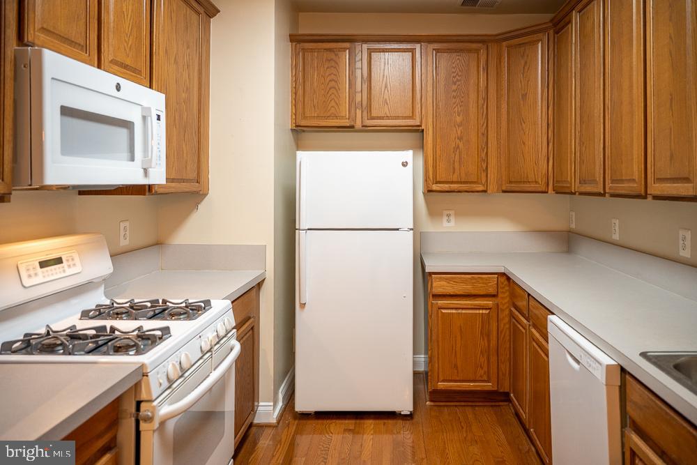 CAMERON STATION - Residential Lease